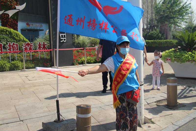 <strong>美女骚穴图片</strong>